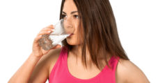 هل شرب الماء يؤثر على نتيجة تحليل السكر؟ | ما هي أعراض الإصابة بمرض السكري 